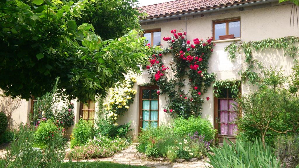 Paysannerie Des Versanes - Chambres Et Gite Tour-de-Faure Екстер'єр фото